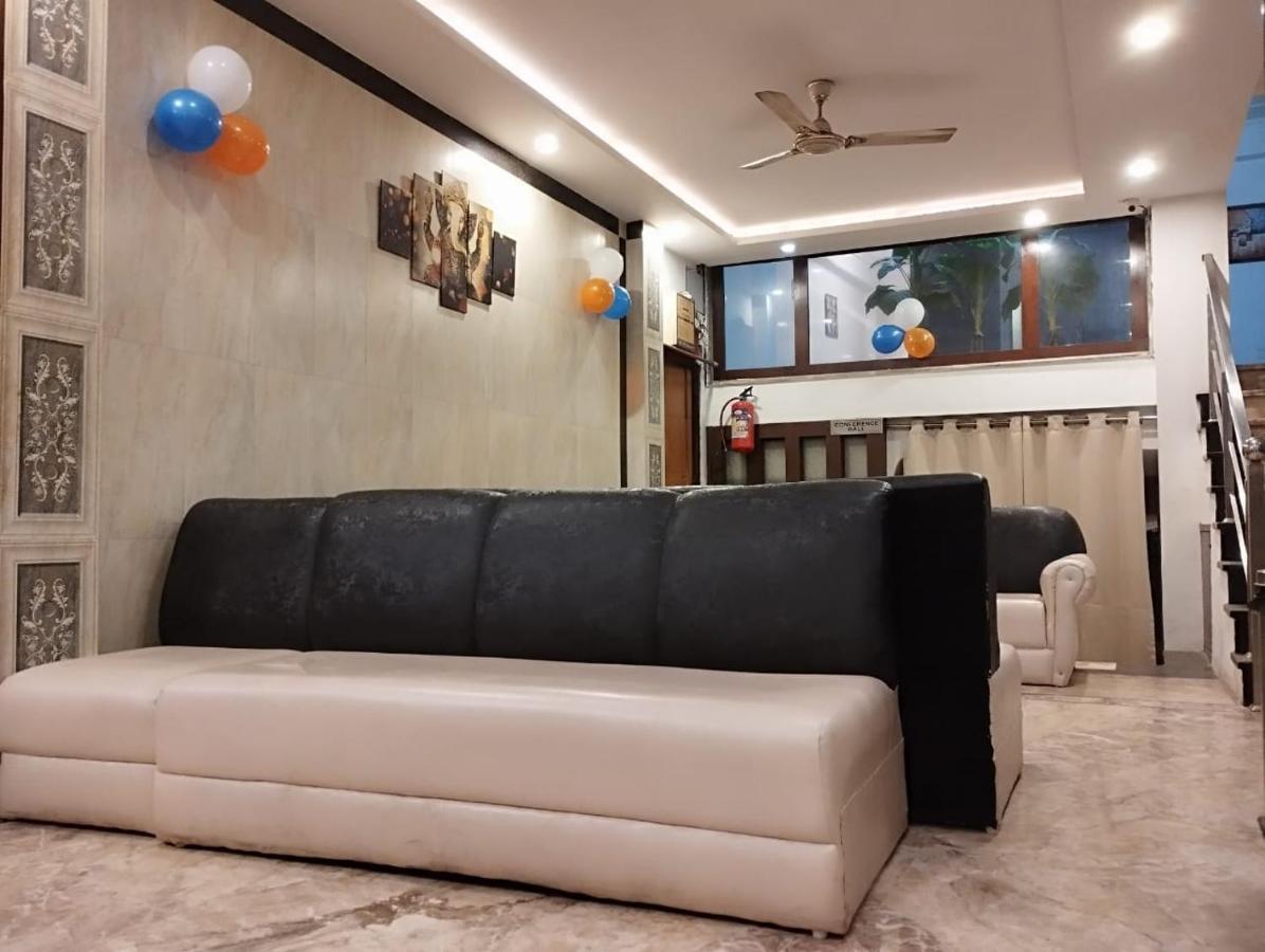 Hotel Tara Palace By Goyal Hoteliers Agra  Εξωτερικό φωτογραφία