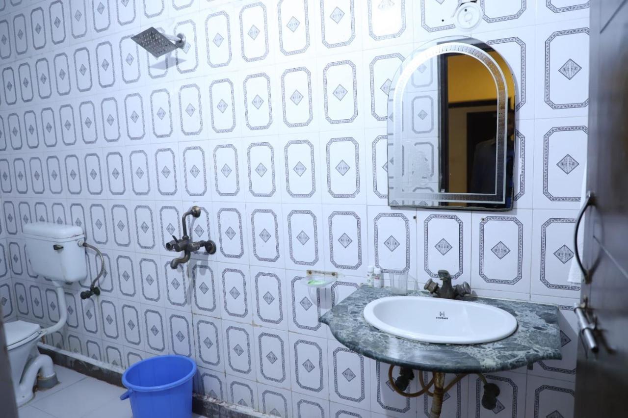 Hotel Tara Palace By Goyal Hoteliers Agra  Εξωτερικό φωτογραφία