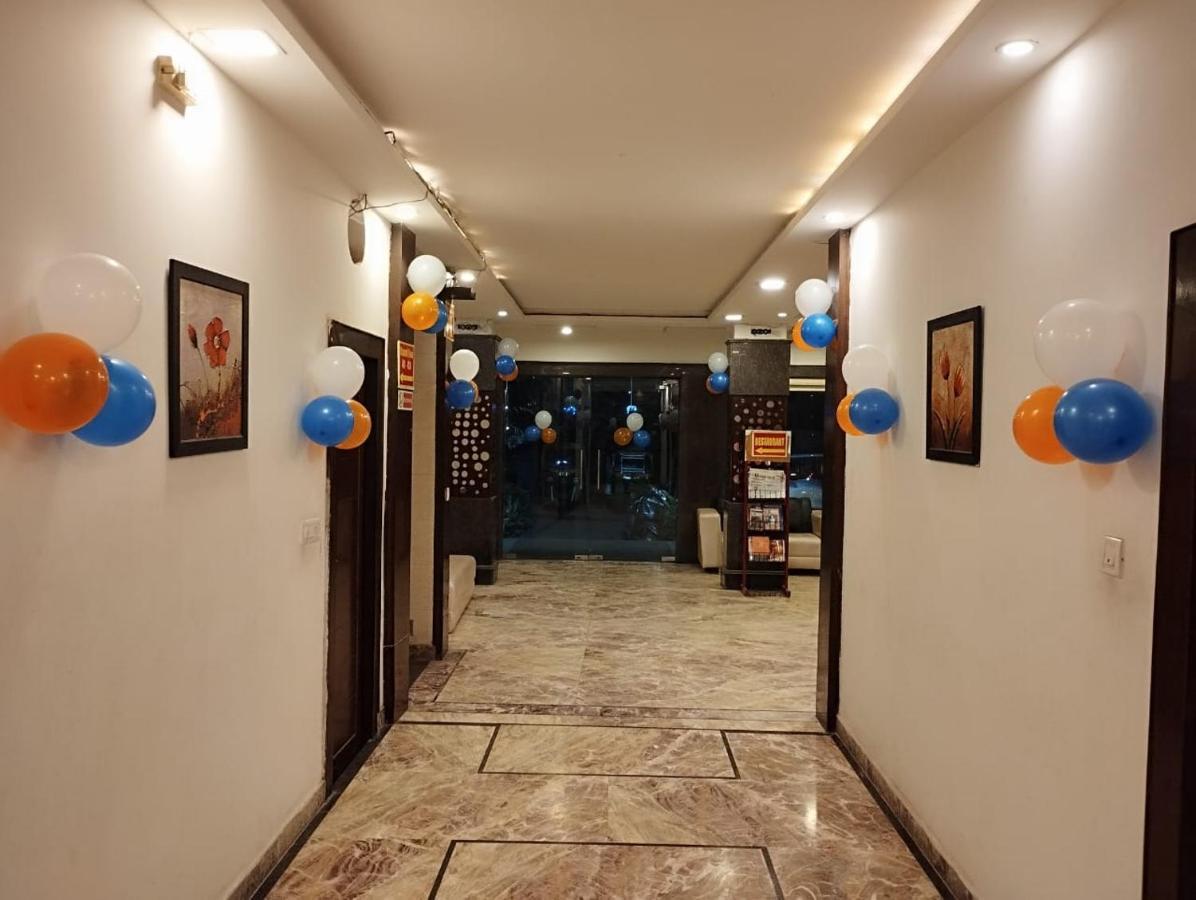 Hotel Tara Palace By Goyal Hoteliers Agra  Εξωτερικό φωτογραφία