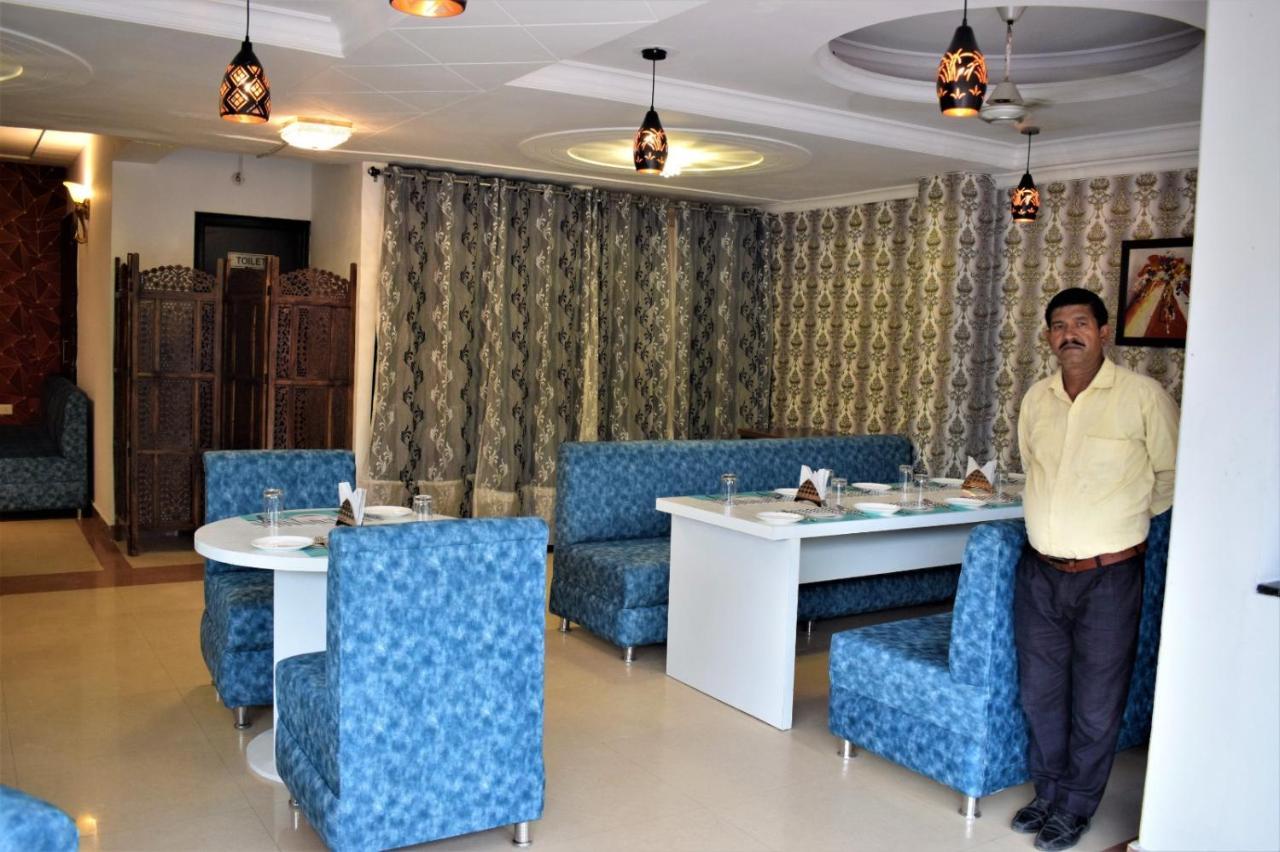 Hotel Tara Palace By Goyal Hoteliers Agra  Εξωτερικό φωτογραφία
