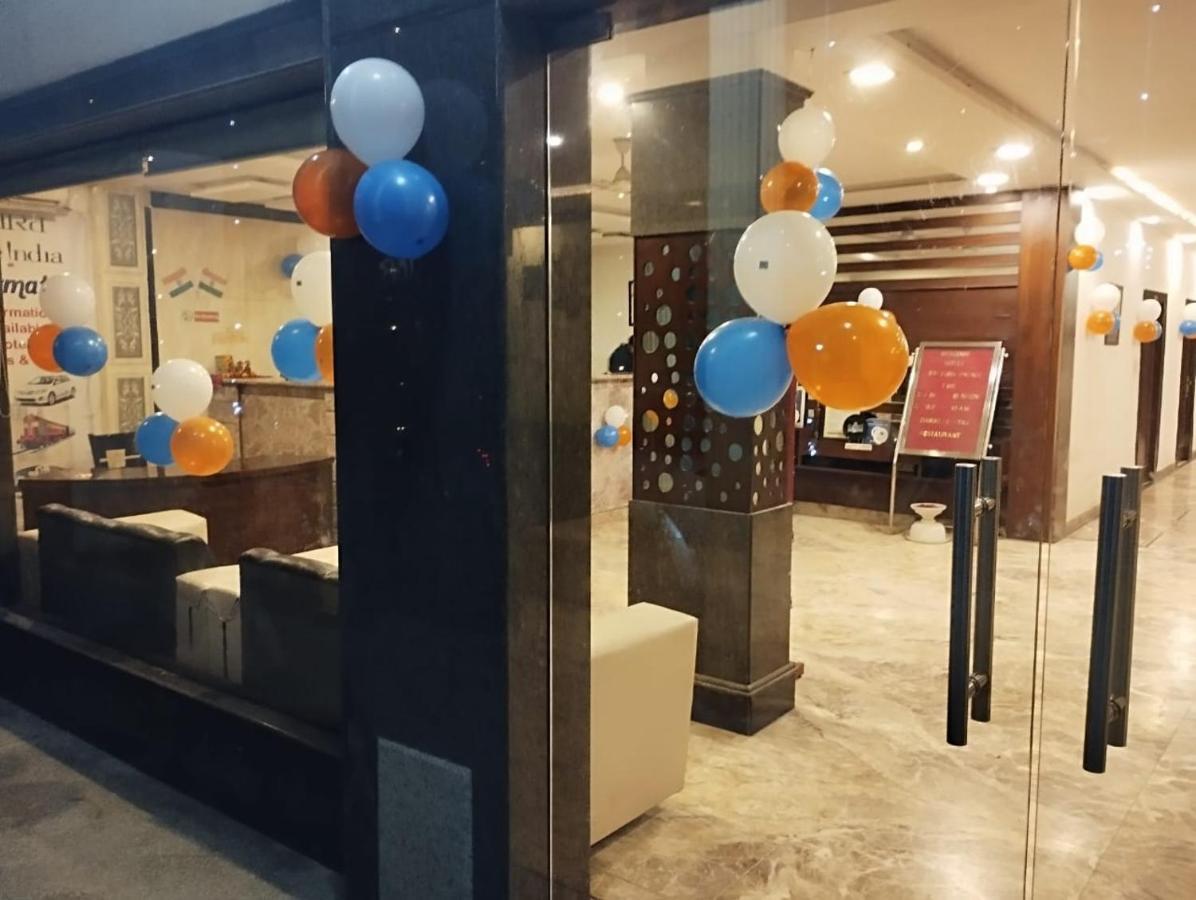 Hotel Tara Palace By Goyal Hoteliers Agra  Εξωτερικό φωτογραφία